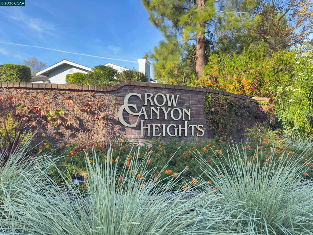 2124 Oneida Cir