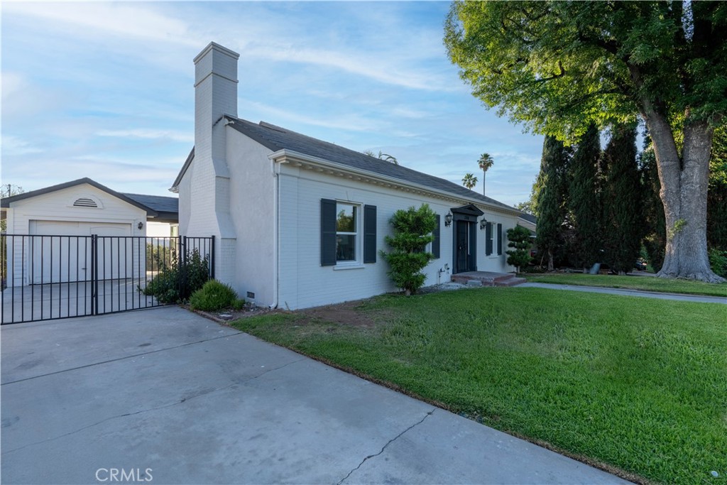1748 Prince Albert Drive