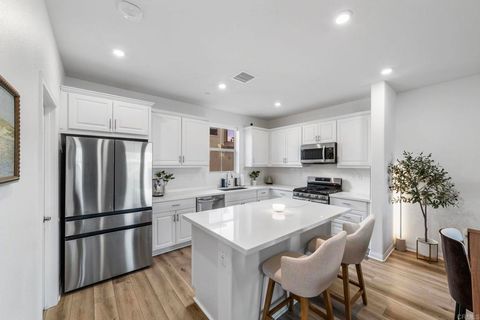 1646 Fig Tree Way Oceanside CA 92056