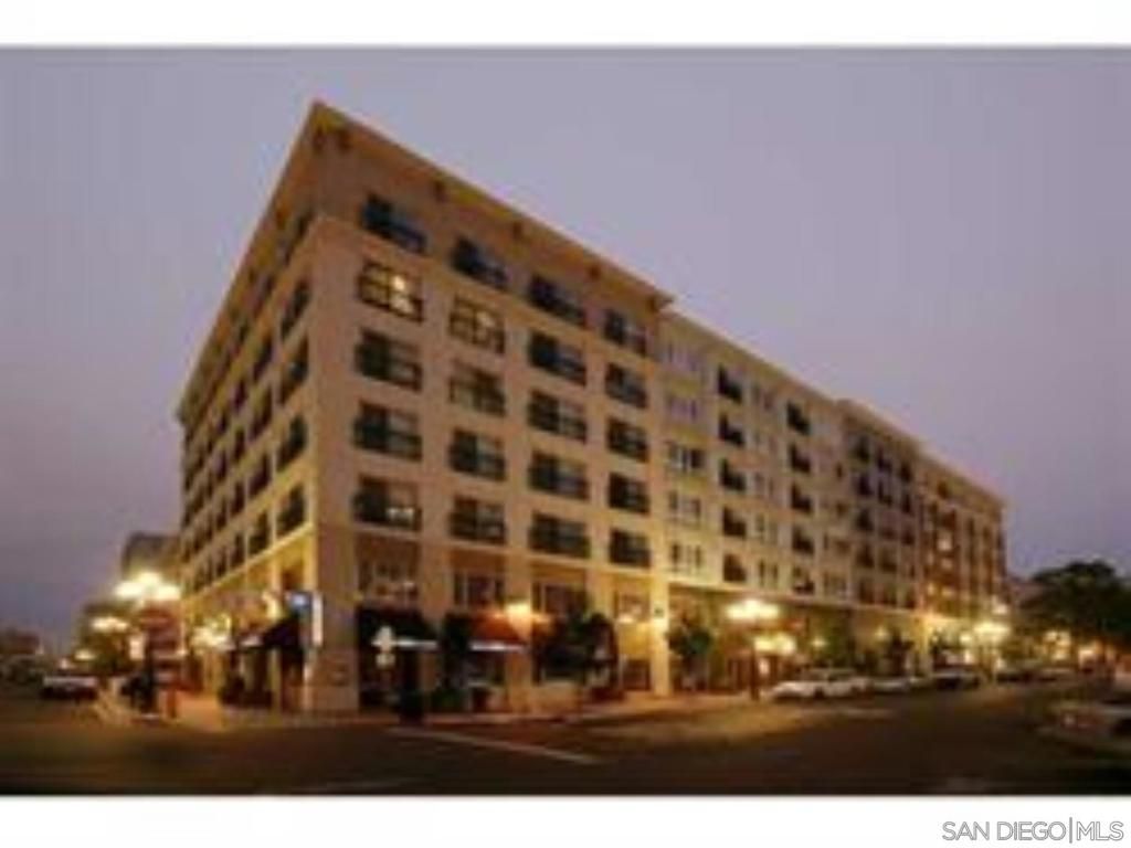 Photo of 445 Island Ave Ave #312, San Diego, CA 92101 (MLS # 250046039SD)