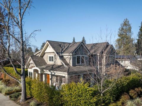 Photo of 740 Windsor Drive, Menlo Park, CA 94025 (MLS # ML82031978)