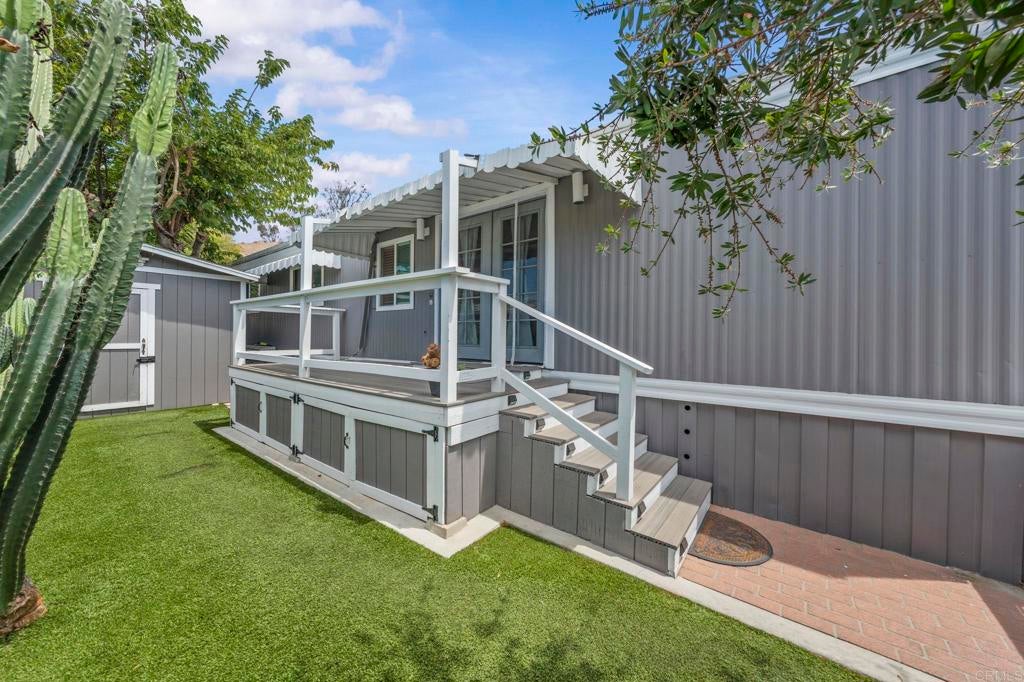 351 E Bradley Ave Spc 141