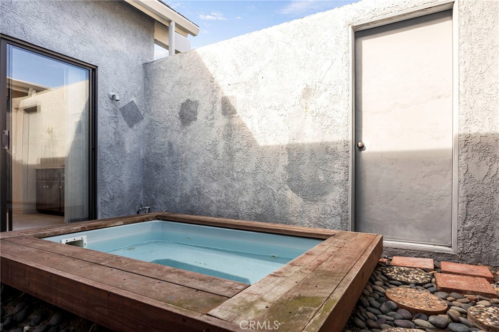 Seaview (SEAV) - Residential