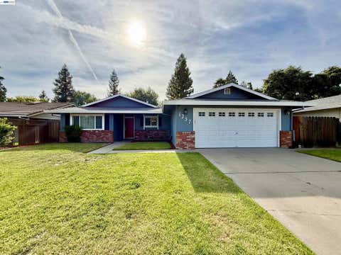 Photo of 1357 Pajaro Ave AVE, Manteca, CA 95336 (MLS # 41145941)