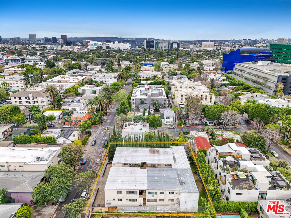 813 Westbourne Drive