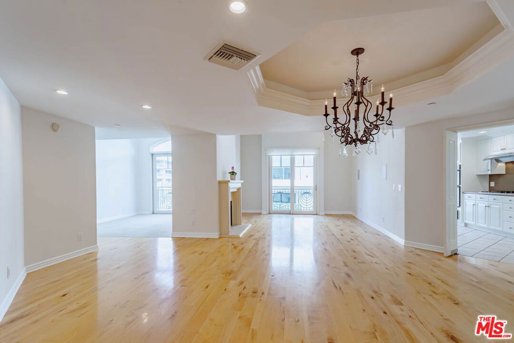 Photo of 430 N Oakhurst Drive #PH407, Beverly Hills, CA 90210 (MLS # 26733931)