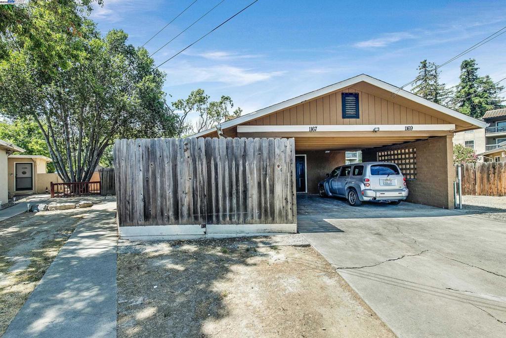 GRANADA - Residential Lease