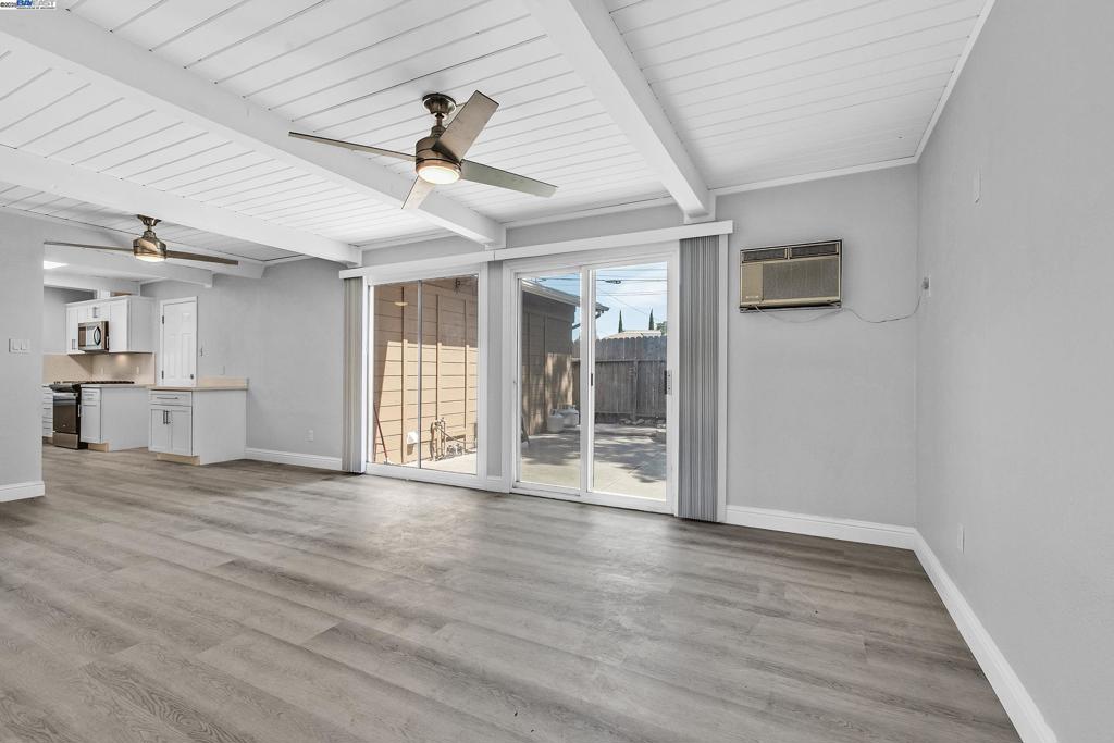 GRANADA - Residential Lease