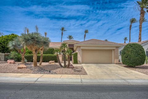 Photo of 78342 Vinewood Drive, Palm Desert, CA 92211 (MLS # 219147609DA)