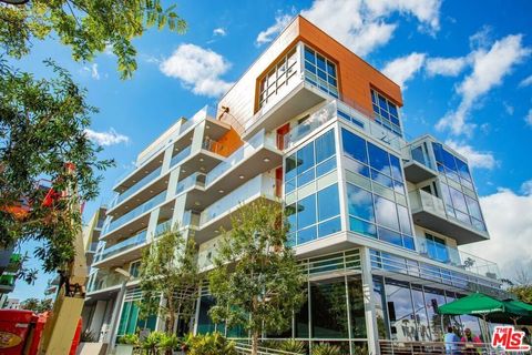Photo of 1705 Ocean Ave AVE #212, Santa Monica, CA 90401 (MLS # 26835151)