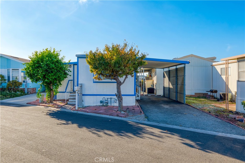 14352 Beach Blvd 127