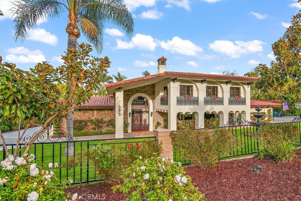 10612 S Morada Drive