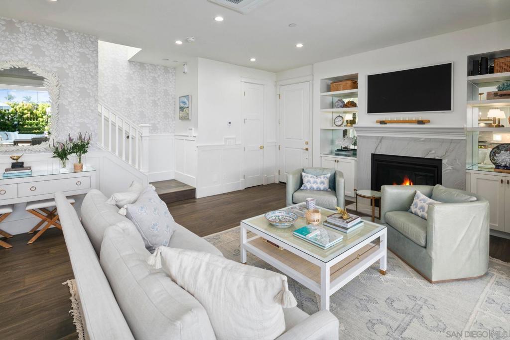 552 G Avenue