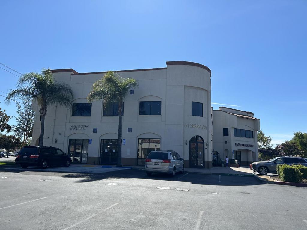 61 Serra Way