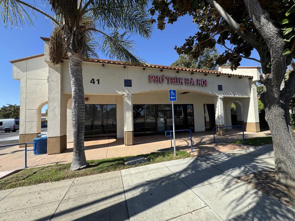 61 Serra Way