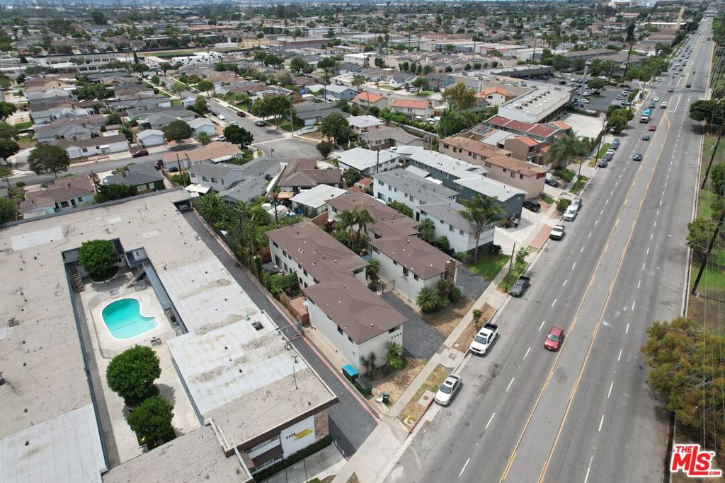3444 Redondo Beach Boulevard