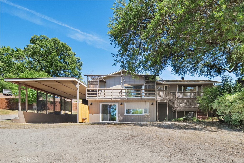 8950 Pueblo Avenue