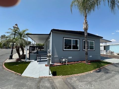 42751 E. Florida Avenue 141 Hemet CA 92544