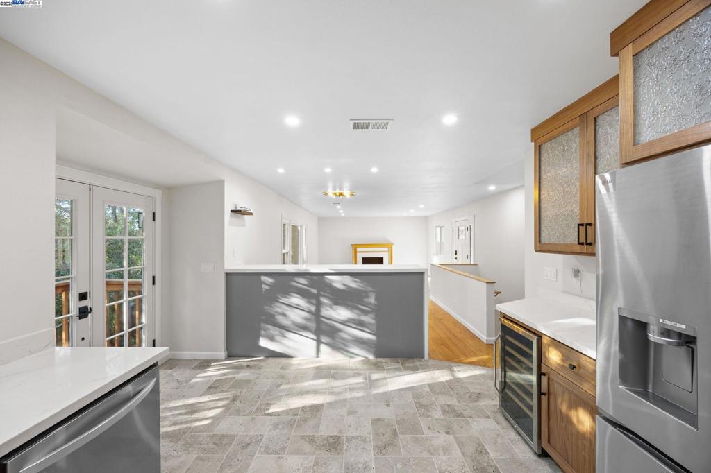 OAK KNOLL - Residential