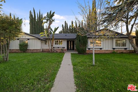 Photo of 10557 Reseda Boulevard, Northridge, CA 91326 (MLS # 26671101)