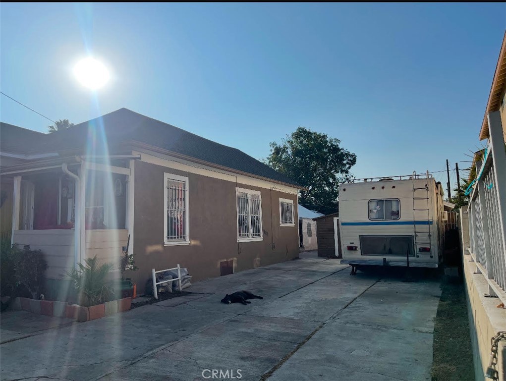 309 N Willowbrook Avenue