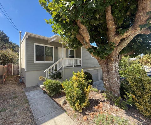 Photo of 236 Lauren Avenue, Pacifica, CA 94044 (MLS # ML82060585)