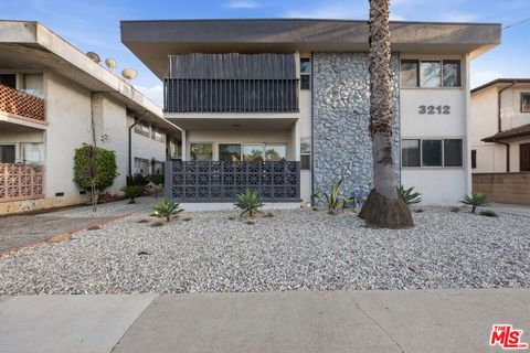 Photo of 3212 W 84th Place #1, Inglewood, CA 90305 (MLS # 26758591)