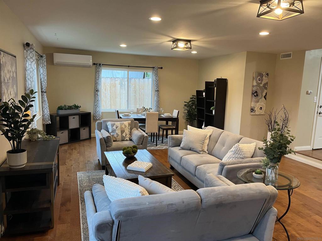 La Mesa - Residential