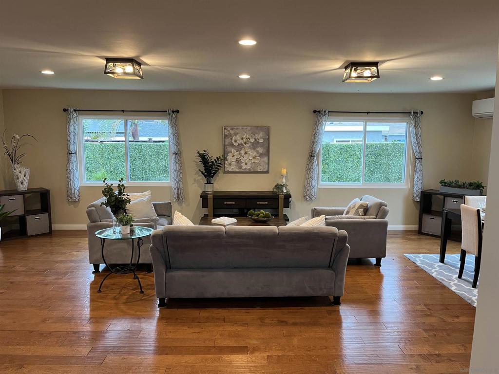 La Mesa - Residential