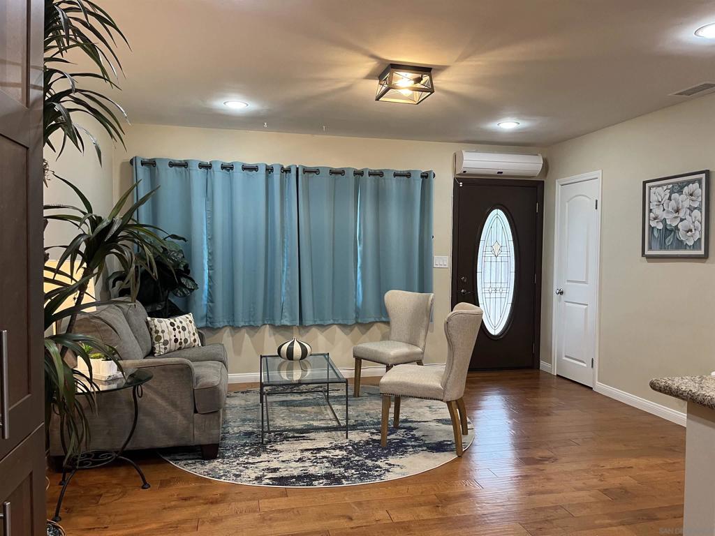 La Mesa - Residential