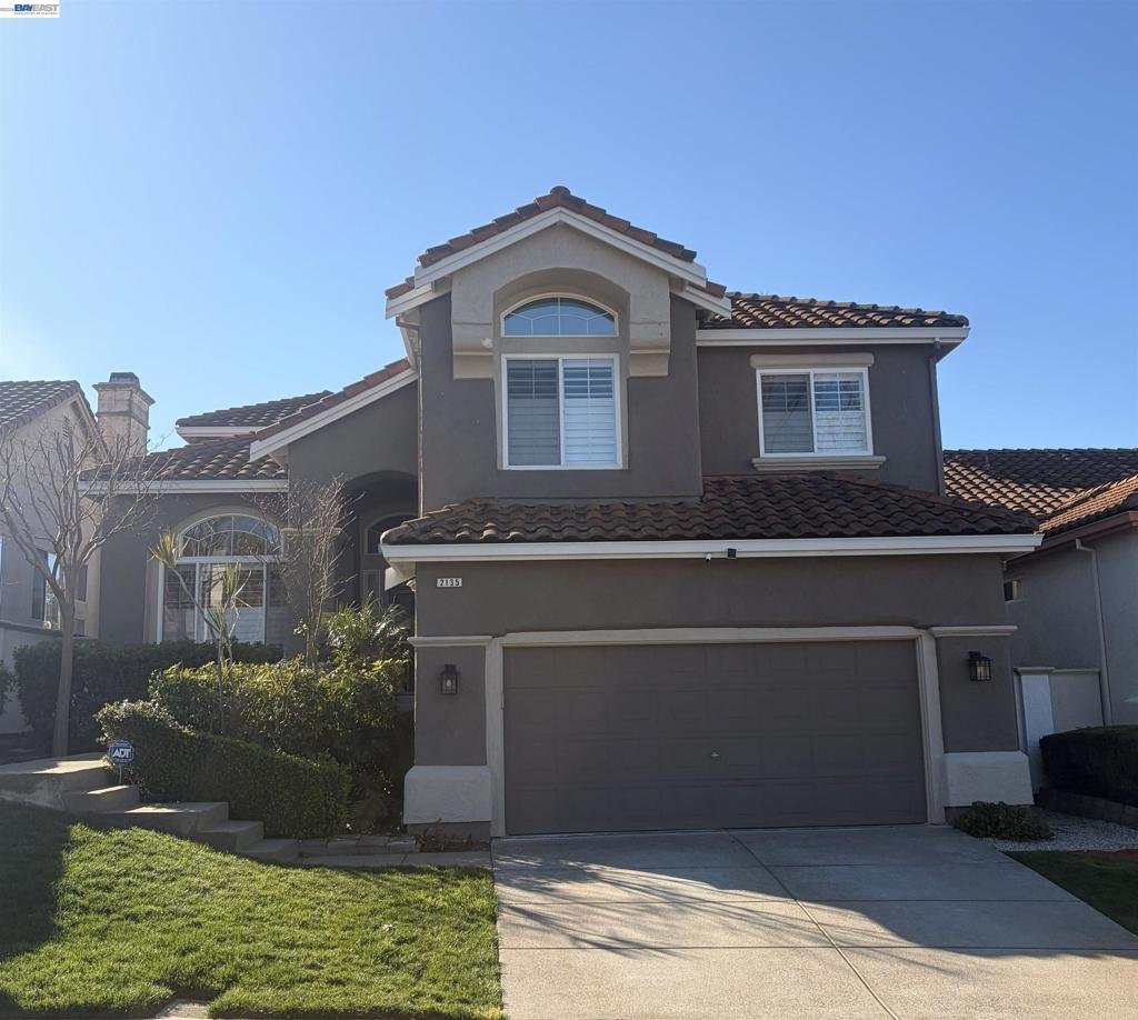 2135 2135 BLUEROCK CIR