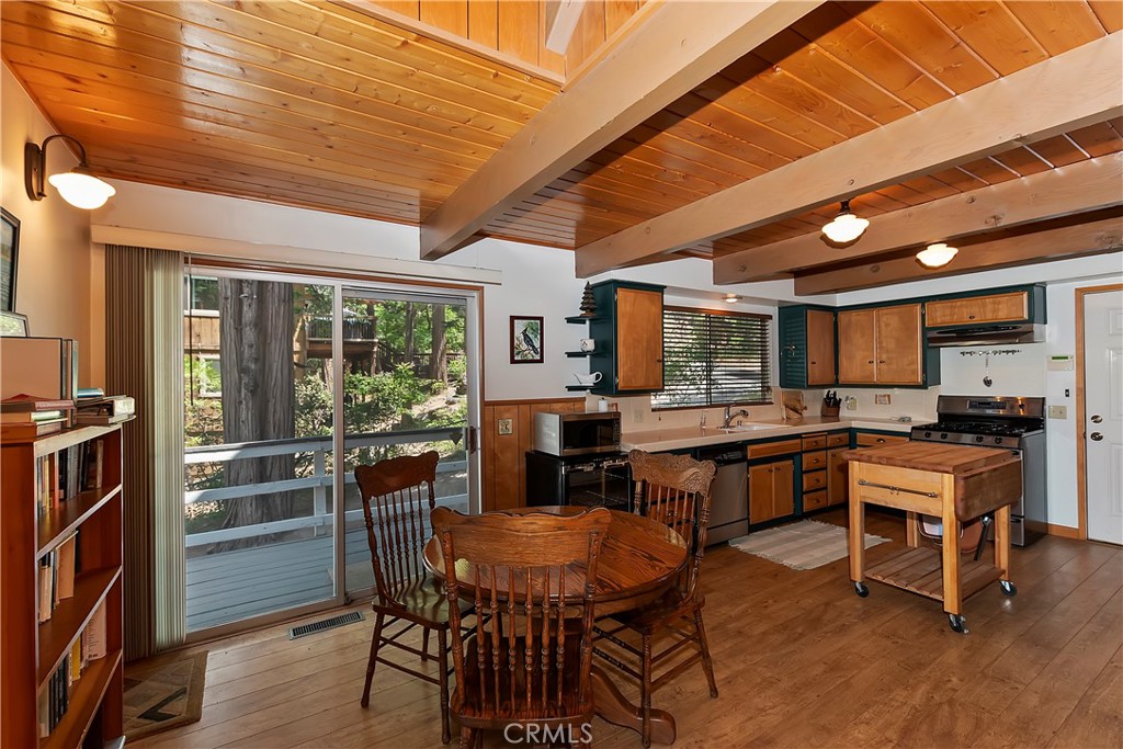 535 Pioneer Road