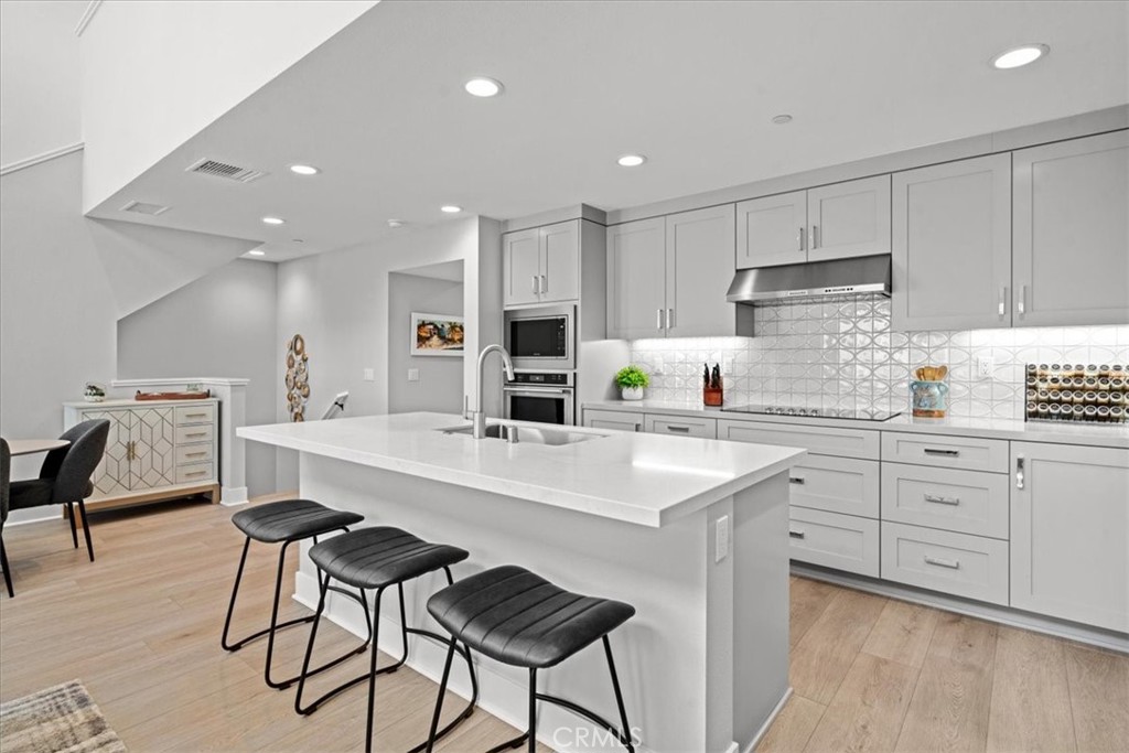 2902 Foundry Court