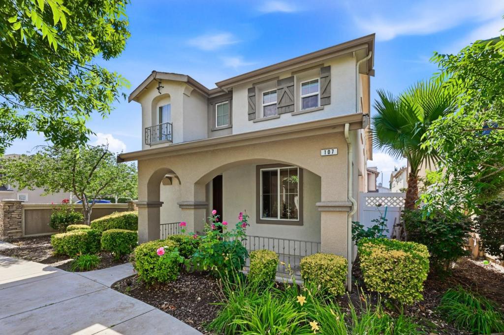 107 Olmsted Court