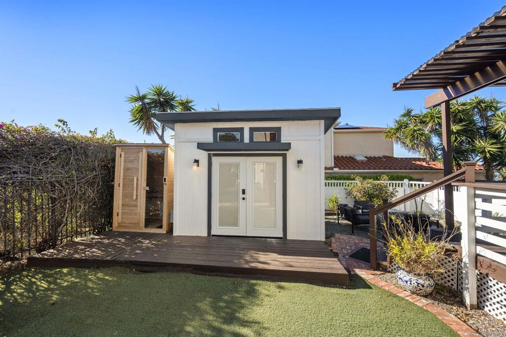 Ocean Beach - Residential