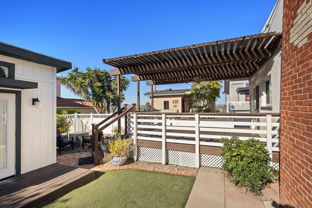 Ocean Beach - Residential