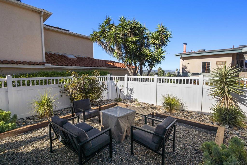 Ocean Beach - Residential