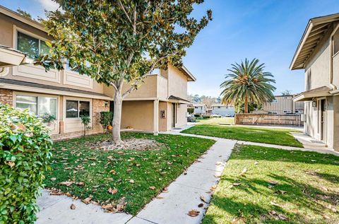 Photo of 904 Amistad Court CT #C, El Cajon, CA 92019 (MLS # 260011053SD)