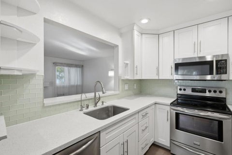Photo of 1534 Alma Terrace, San Jose, CA 95125 (MLS # ML82063282)