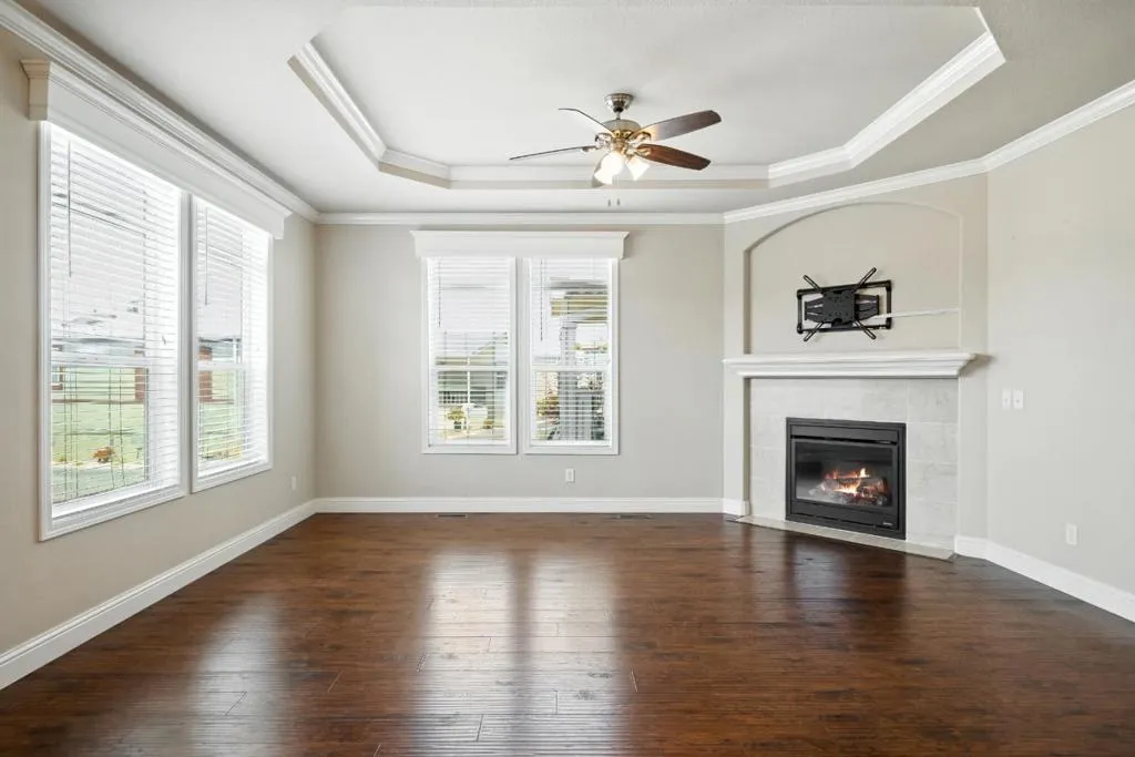 Mountain View, California 94041, United States, 3 Bedrooms Bedrooms, ,2 BathroomsBathrooms,Residential,Active,161025