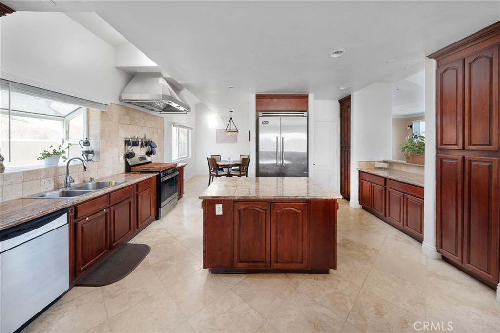 Custom Agua Dulce (CADUL) - Residential