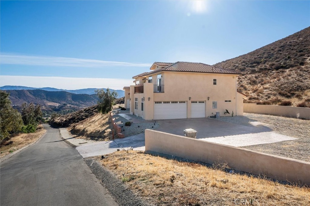 Custom Agua Dulce (CADUL) - Residential
