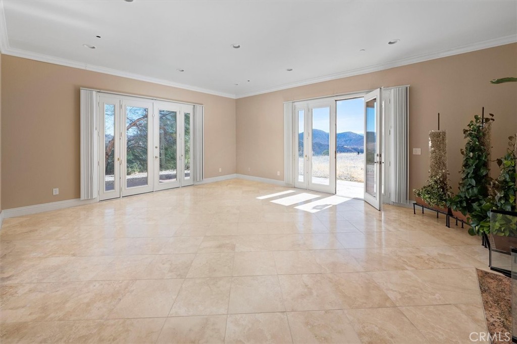Custom Agua Dulce (CADUL) - Residential