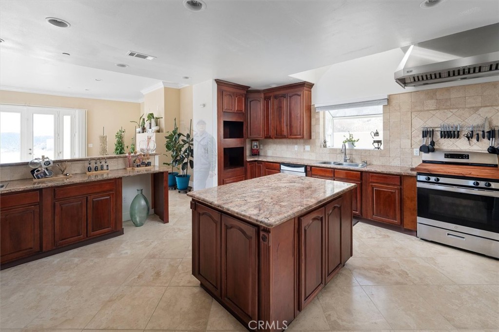 Custom Agua Dulce (CADUL) - Residential