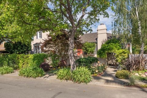 Photo of 1120 Palm Avenue, San Mateo, CA 94401 (MLS # ML82042374)