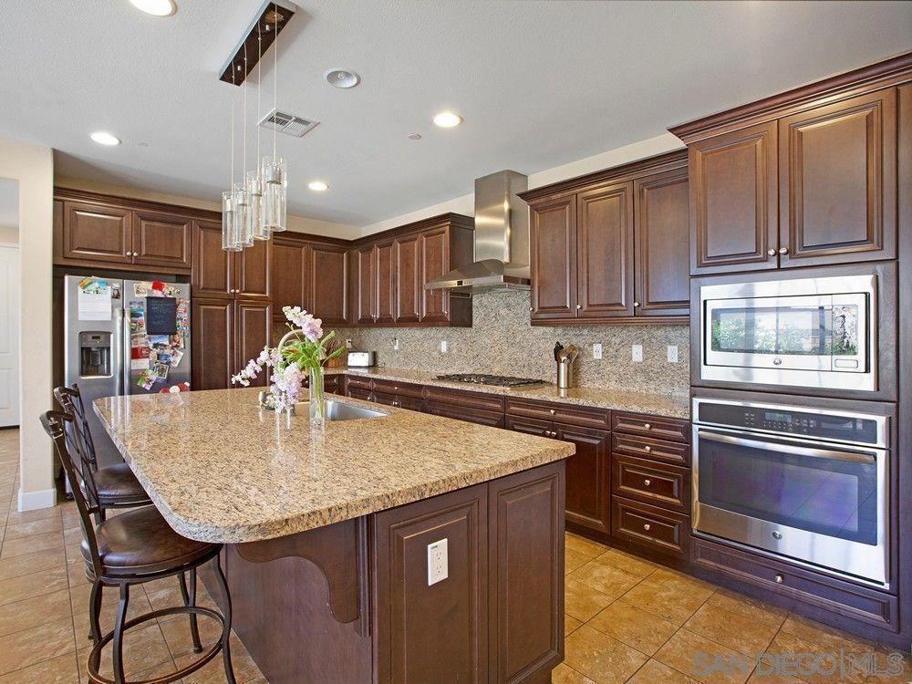 13610 Cantare Trail