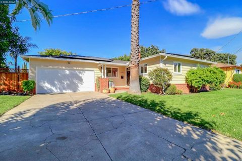 Photo of 1792 Sharon Dr DR, Concord, CA 94519 (MLS # 41142402)
