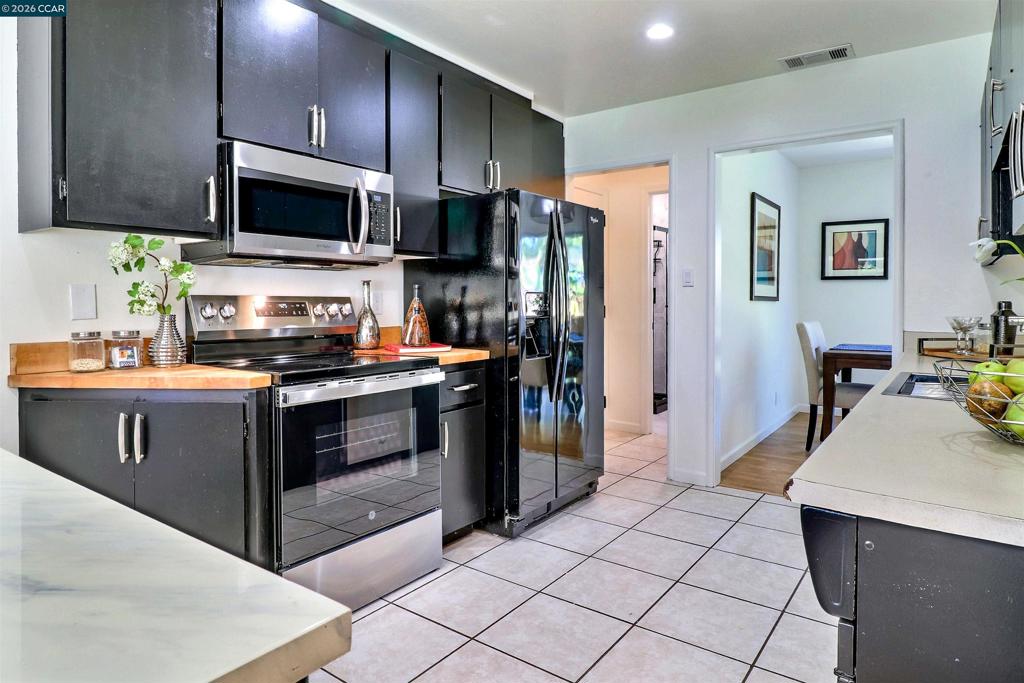 1792 Sharon Dr