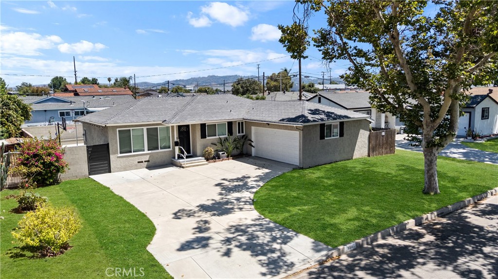 330 Glenshaw Drive