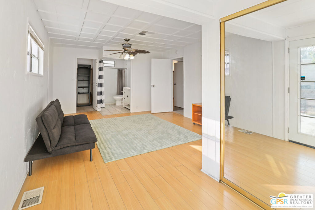 Date Palm Country Cl - Manufactured In Park